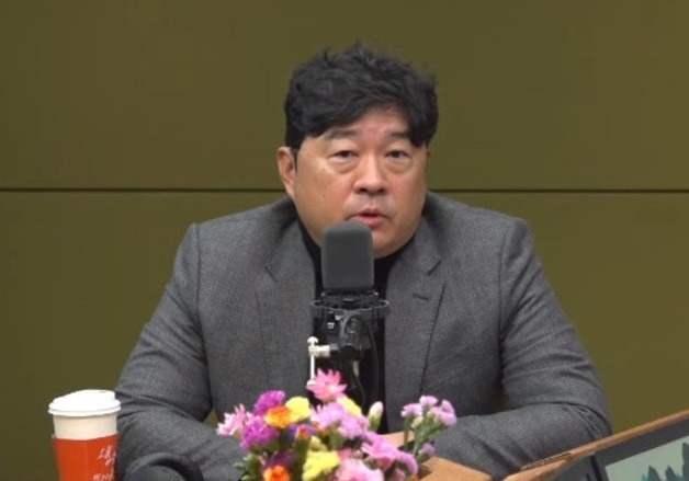 논란에도 폭주하는 국힘 외신대변인 "吳 탈당하라, 기소됐는데 왜 버티나"