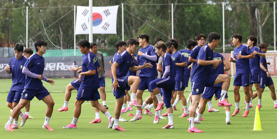 몸푸는 태극전사들