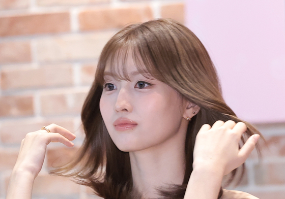 모모, 샤랄라