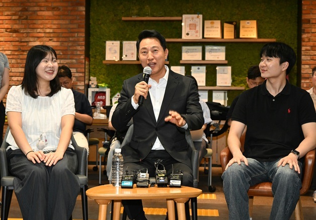 오세훈, 서울영커리언스 인턴십 현장소통…"청년 위해 일 경험 제공"