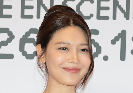 최수영, 사랑스러운 하트