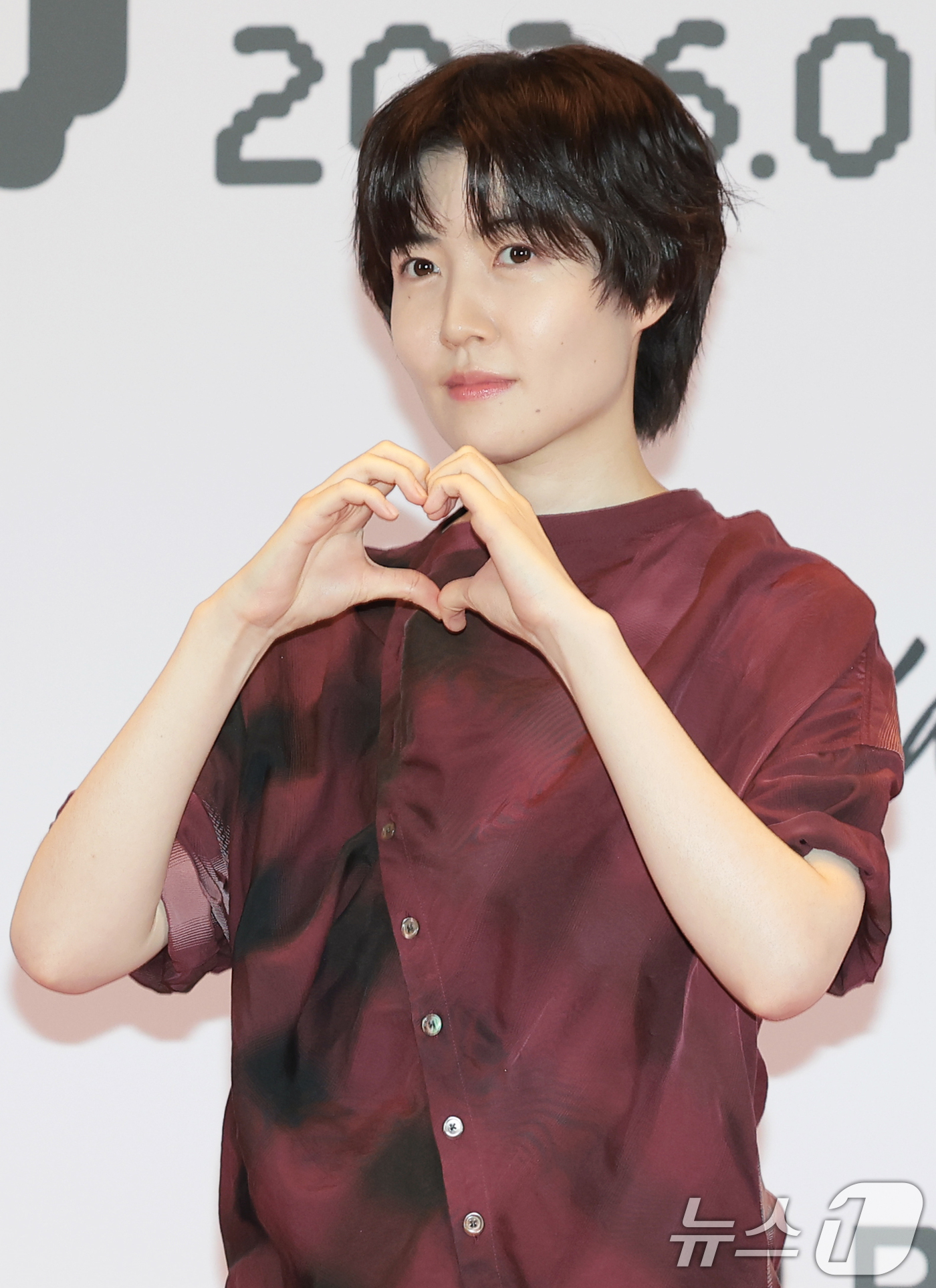 (서울=뉴스1) 권현진 기자 = 배우 심은경이 18일 서울 용산구 CGV 용산아이파크몰에서 열린 ’22회 미쟝센단편영화제‘ 개막식에 참석해 포즈를 취하고 있다. 2026.6.18/ …