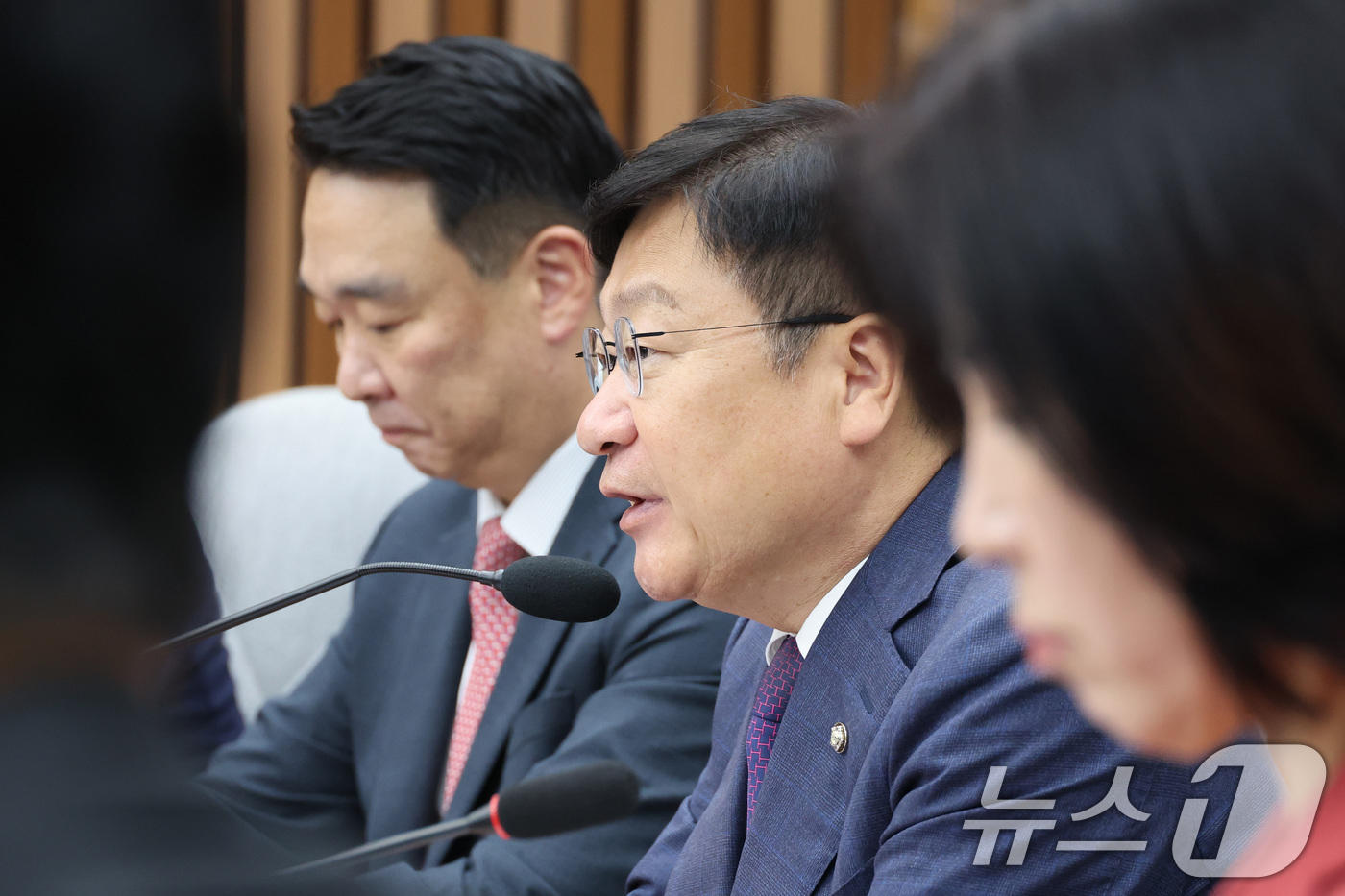 (서울=뉴스1) 신웅수 기자 = 정점식 국민의힘 원내대표가 19일 서울 여의도 국회에서 열린 원내대책회의에서 발언하고 있다. 2026.6.19/뉴스1