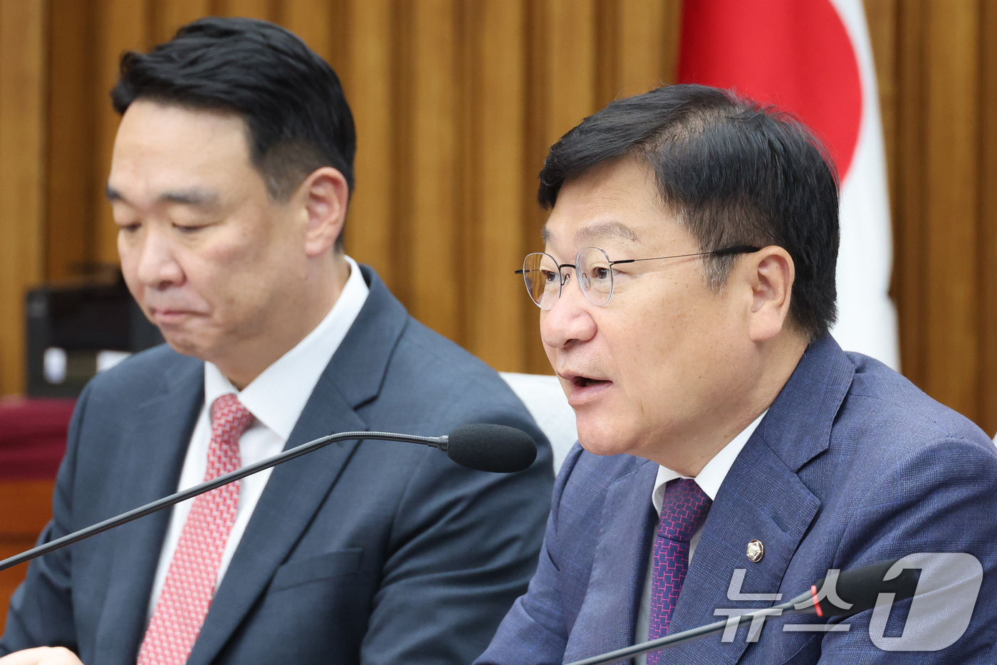 (서울=뉴스1) 신웅수 기자 = 정점식 국민의힘 원내대표가 19일 서울 여의도 국회에서 열린 원내대책회의에서 발언하고 있다. 2026.6.19/뉴스1