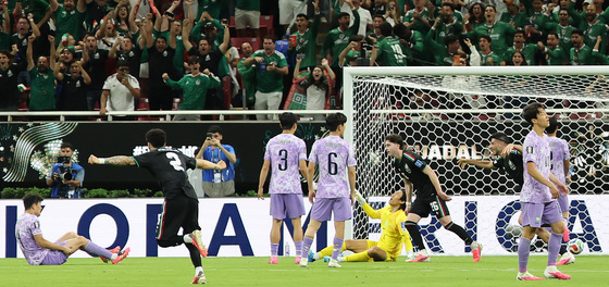 김승규 치명적 실수로 개최국 멕시코에 0-1 패배