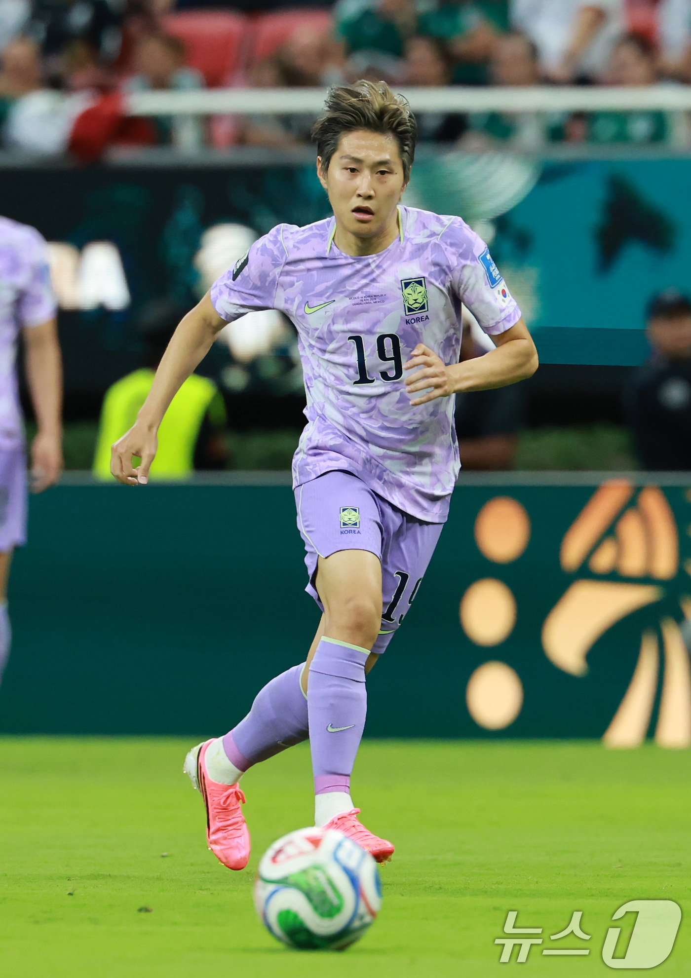 (과달라하라(멕시코)=뉴스1) 임세영 기자 = 대한민국 축구국가대표팀 이강인이 18일(현지시간) 멕시코 할리스코주 사포판 과달라하라 스타디움에서 열린 2026 북중미 월드컵 A조 …