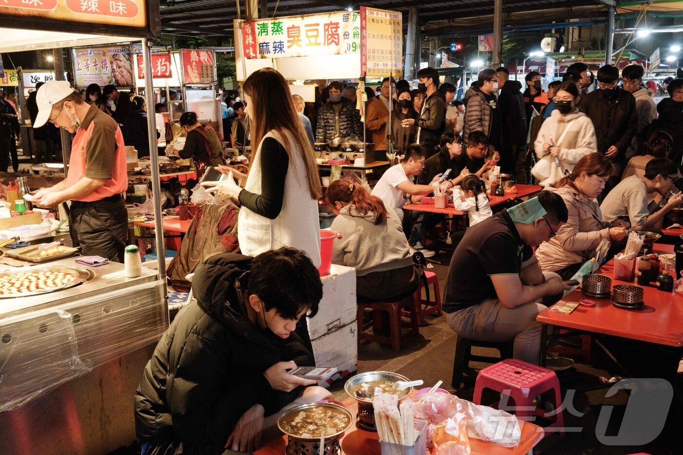 본문 이미지 - 타이난 야시장ⓒ AFP=뉴스1