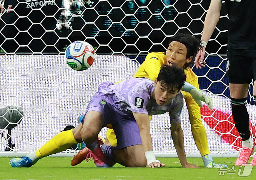 (과달라하라(멕시코)=뉴스1) 임세영 기자 = 대한민국 축구국가대표팀 김승규가 18일(현지시간) 멕시코 할리스코주 사포판 과달라하라 스타디움에서 열린 2026 북중미 월드컵 A조 …