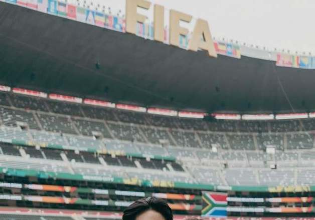 '케데헌' 이재, 약혼자 샘 김과 월드컵 데이트…멕시코서 미소 가득