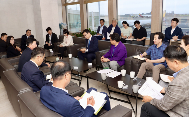 위성곤 제주지사 당선인, 항공사에 '제주도민 우선좌석제' 제안