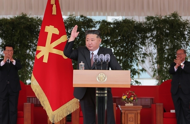 김정은, 창립 80주년 당 중앙간부학교 방문…"인재가 국가 제1전력"(종합)