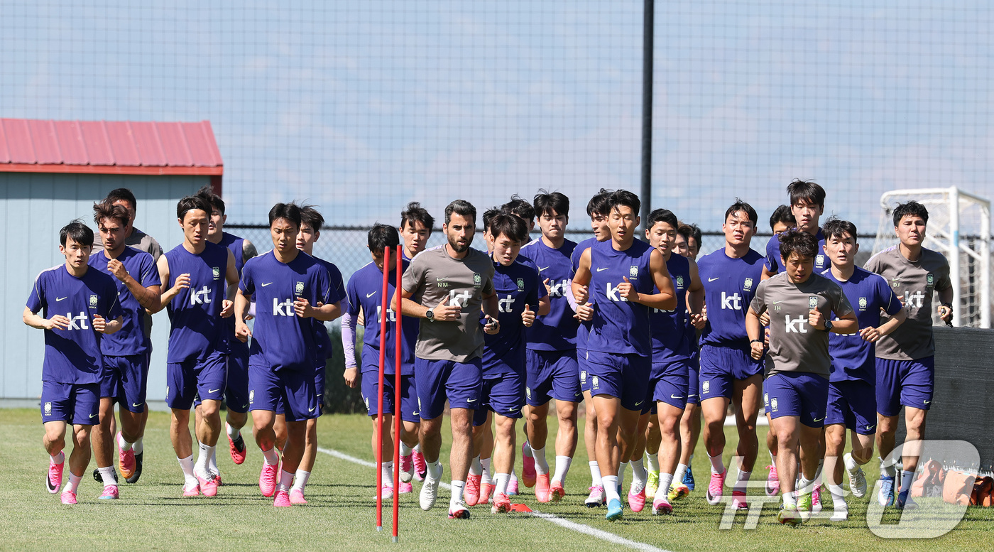 (헤리먼(유타주)=뉴스1) 임세영 기자 = 대한민국 축구대표팀 선수들이 1일(현지시간) 미국 유타주 헤리먼에 위치한 자이언스뱅크 트레이닝센터에서 훈련을 하고 있다. 2026.6.2 …