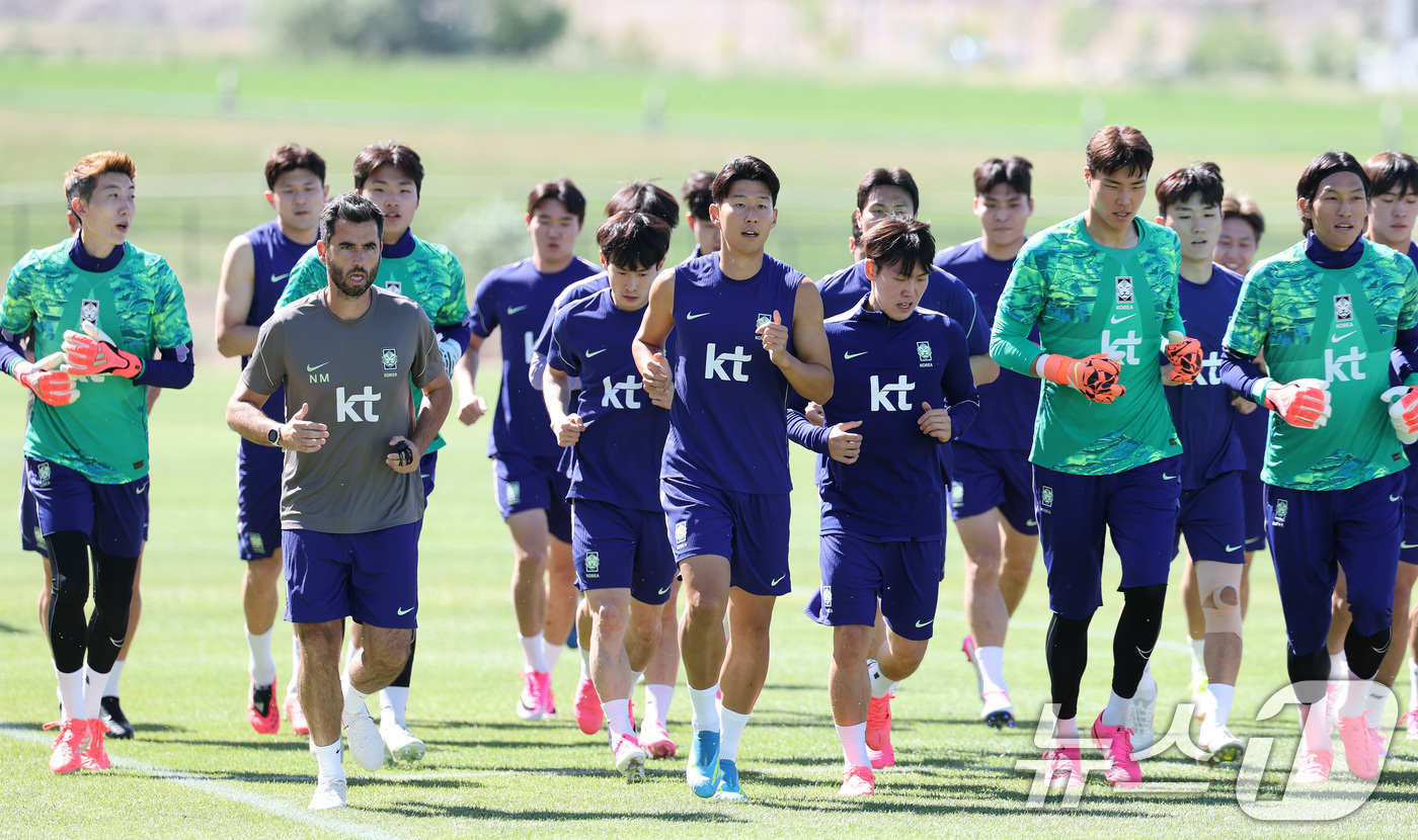 (헤리먼(유타주)=뉴스1) 임세영 기자 = 대한민국 축구대표팀 선수들이 1일(현지시간) 미국 유타주 헤리먼에 위치한 자이언스뱅크 트레이닝센터에서 훈련을 하고 있다. 2026.6.2 …