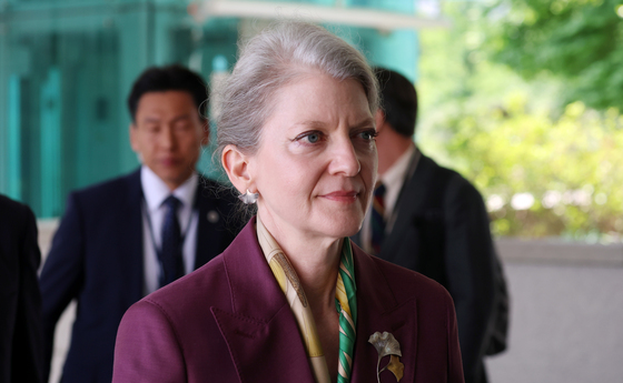 공동설명자료 안보 분야 후속 협의체 참석하는 미 정무차관