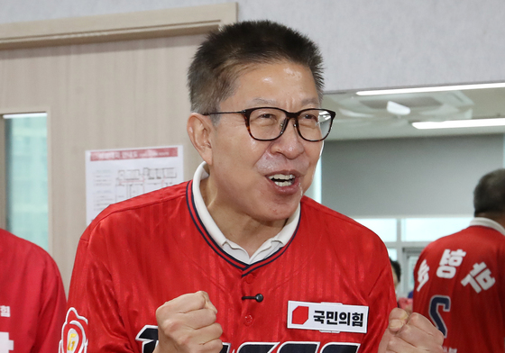 막판 지지 호소하는 박형준 부산시장 후보