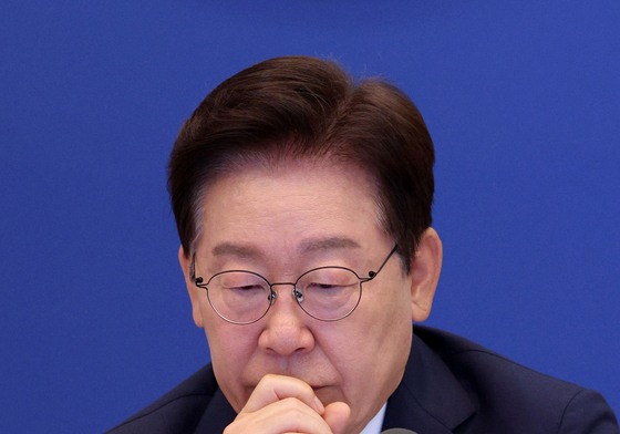 고심하는 이재명 대통령