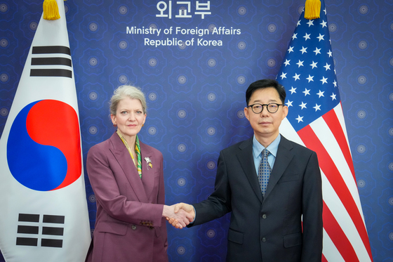 한미, 핵잠 킥오프 첫날 회의 종료…내일은 농축·재처리(종합2보)