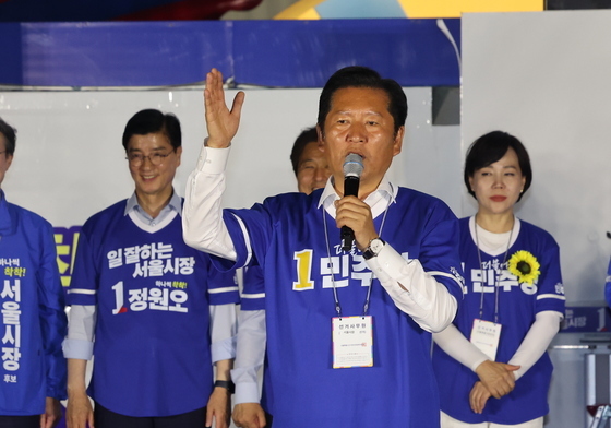 지지 호소하는 정청래 대표