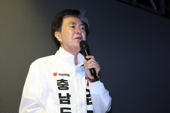 지지 호소하는 김태흠 충남지사 후보