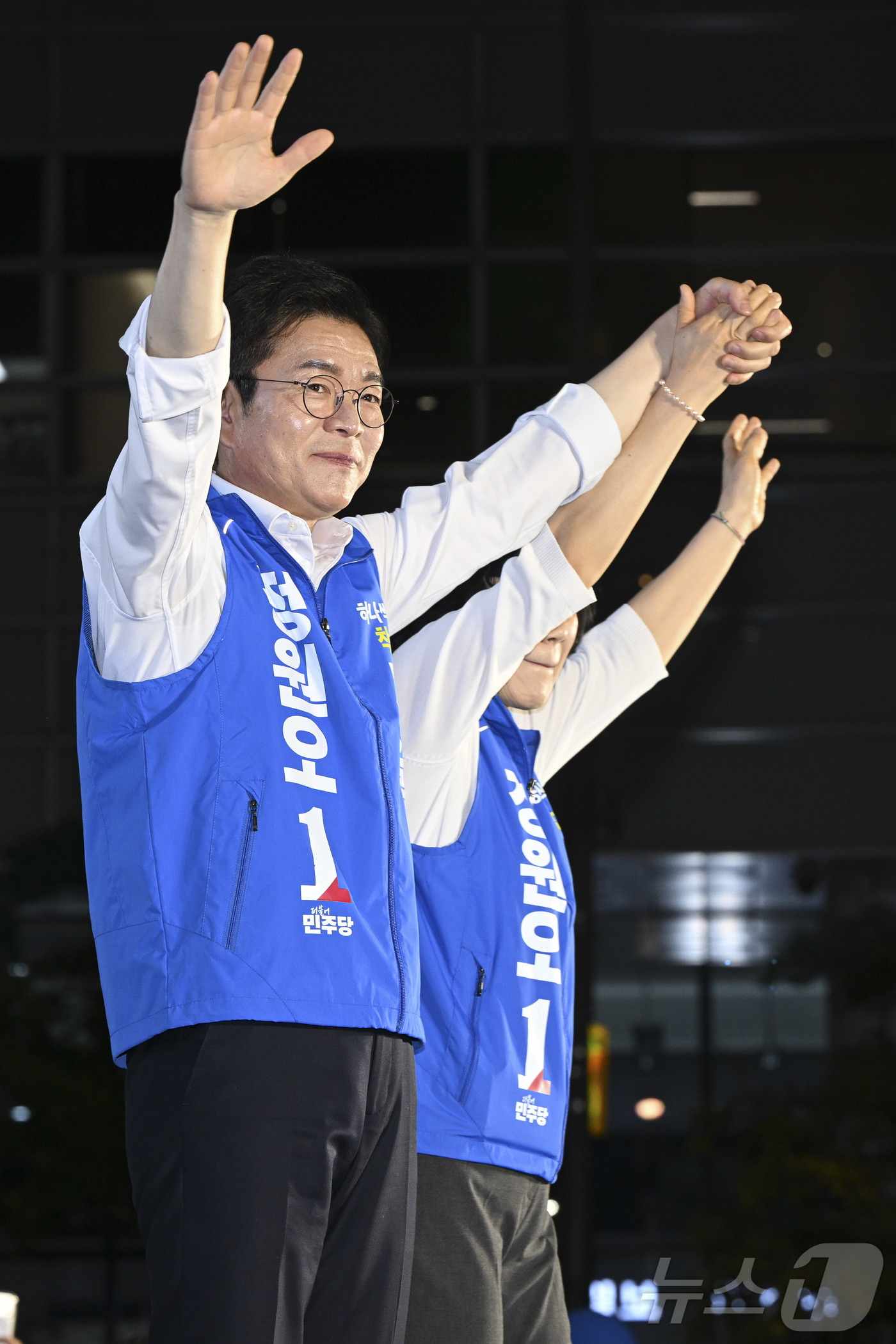 (서울=뉴스1) 황기선 기자 = 정원오 더불어민주당 서울시장 후보가 2일 오후 서울 청계광장에서 열린 파이널 유세에서 지지를 호소하고 있다.(공동취재) 2026.6.2/뉴스1