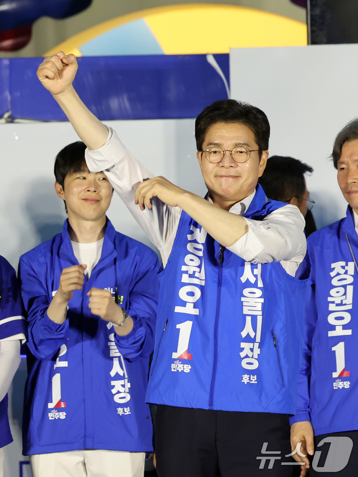 (서울=뉴스1) 황기선 기자 = 정원오 더불어민주당 서울시장 후보가 2일 오후 서울 청계광장에서 열린 파이널 유세에서 지지를 호소하고 있다.  2026.6.2/뉴스1