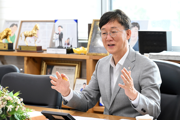 [인터뷰] 이민근 안산시장 "미래 위해 뿌린 씨앗, 성과로 거둬들일 때"