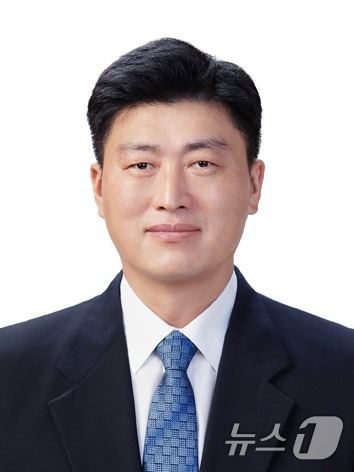 (서울=뉴스1) 허경 기자 = 이재명 대통령은 21일 해양수산부 차관에 남재헌 해양수산부 북극항로추진본부장을 임명했다. (청와대 제공. 재판매 및 DB 금지) 2026.6.21/뉴 …
