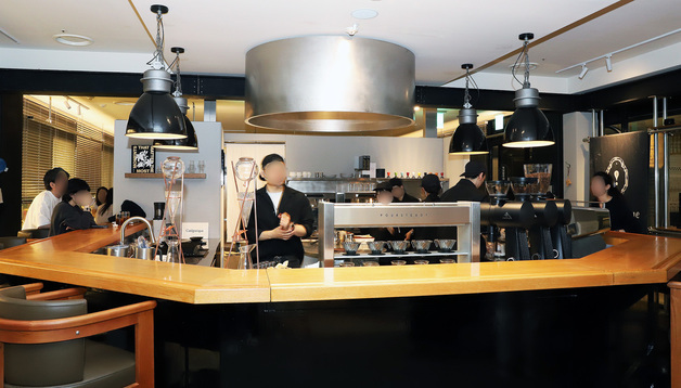 "커피 한 잔에 취향을"…신세계百, 강남점에 카페 '카테고릭' 선봬
