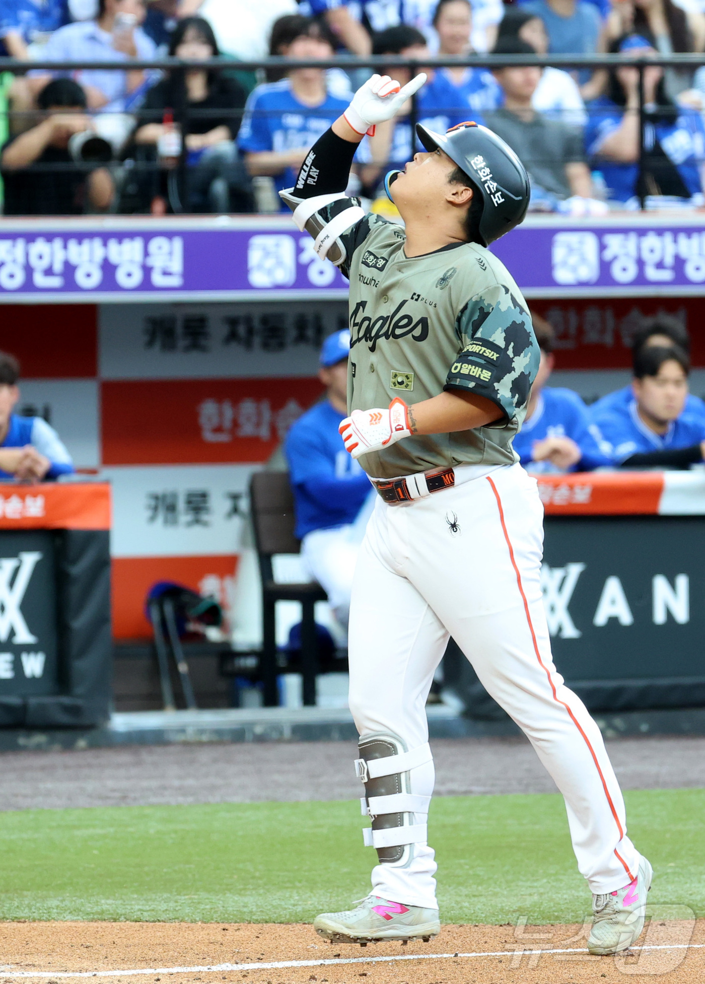 (대전=뉴스1) 김기남 기자 = 21일 대전 한화생명볼파크에서 열린 2026 신한 SOL KBO리그 삼성 라이온즈와 한화 이글스의 경기에서 한화 강백호가 4회말 솔로 홈런을 치며 …