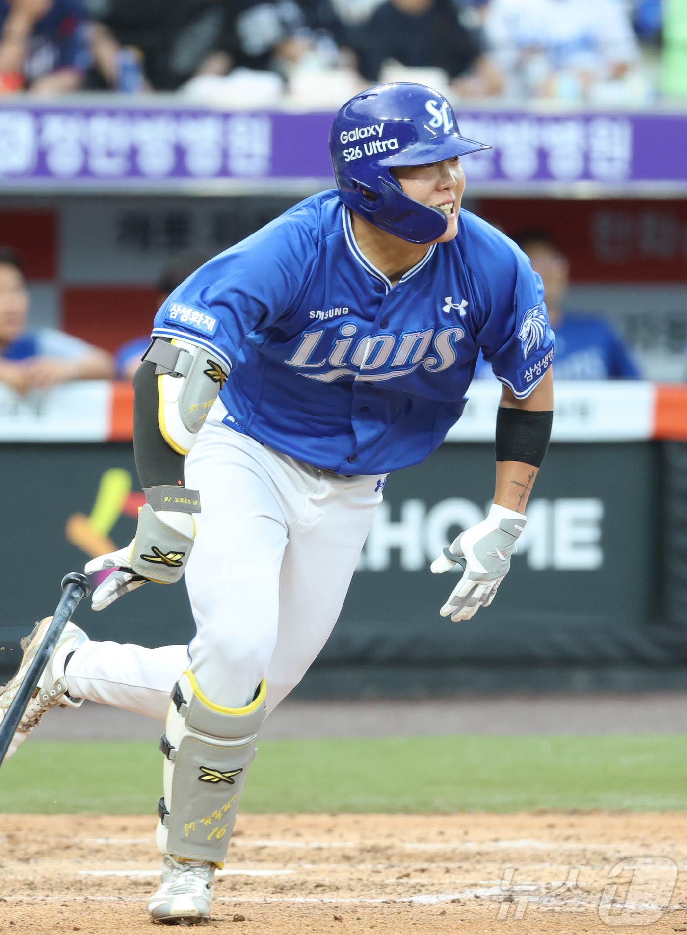 (대전=뉴스1) 김기남 기자 = 21일 대전 한화생명볼파크에서 열린 2026 신한 SOL KBO리그 삼성 라이온즈와 한화 이글스의 경기에서 7회초 무사 1,3루에서 류지혁이 1타점 …