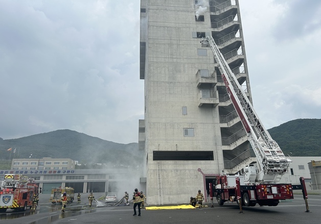전기차 화재·다수 사상자 가정…'중앙소방학교' 첫 통합대응 훈련