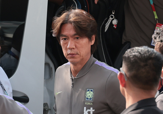 몬테레이 도착한 홍명보 감독