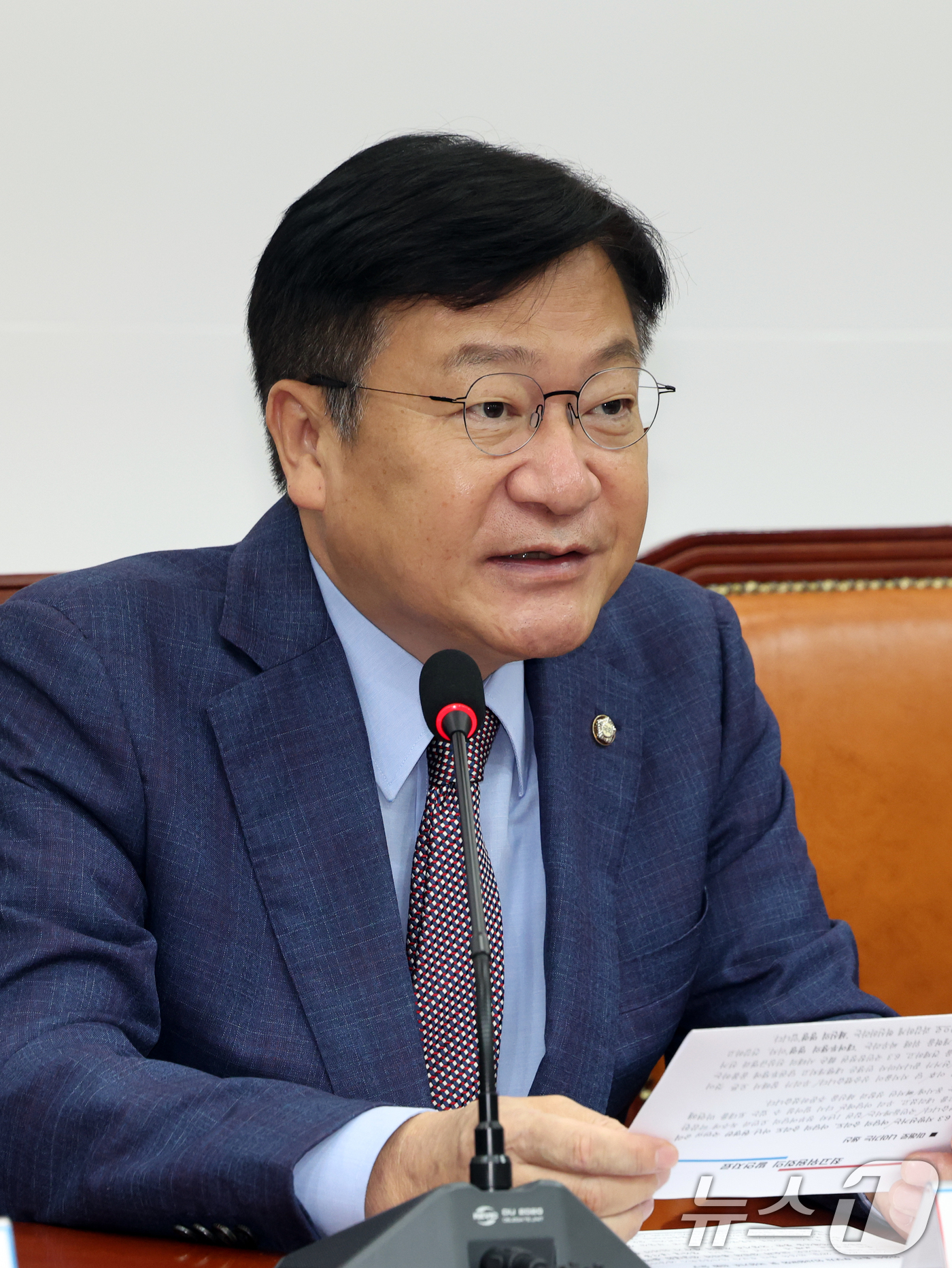 (서울=뉴스1) 황기선 기자 = 정점식 국민의힘 원내대표가 22일 오전 서울 여의도 국회에서 열린 최고위원회의에서 모두발언을 하고 있다. 2026.6.22/뉴스1