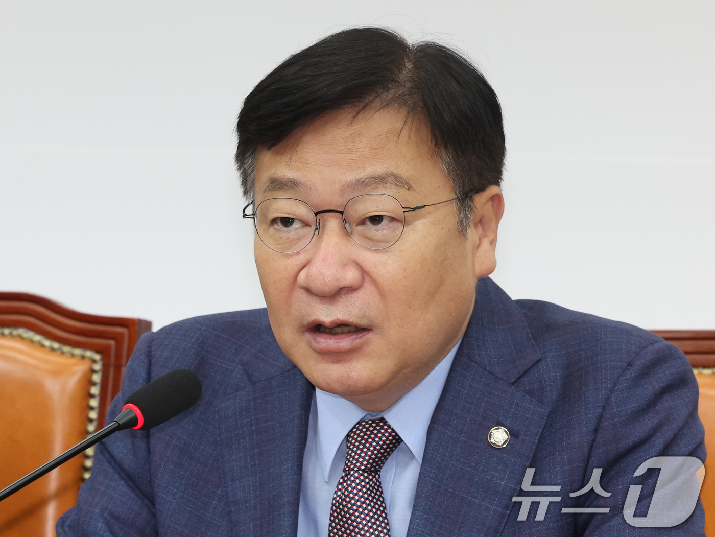 (서울=뉴스1) 황기선 기자 = 정점식 국민의힘 원내대표가 22일 오전 서울 여의도 국회에서 열린 최고위원회의에서 모두발언을 하고 있다. 2026.6.22/뉴스1