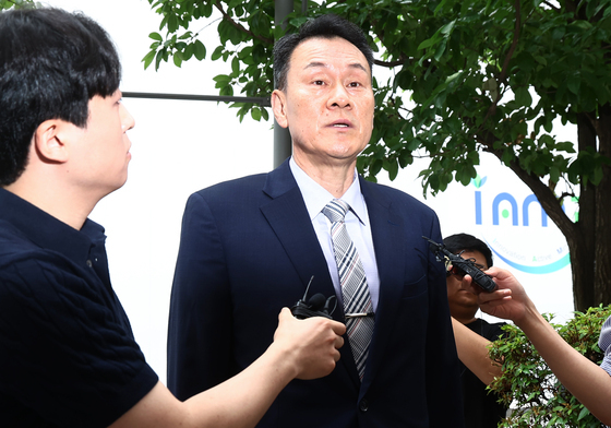 '내란 가담 혐의' 김명수 전 합참 의장 등 본격 재판[주목, 이주의 재판]