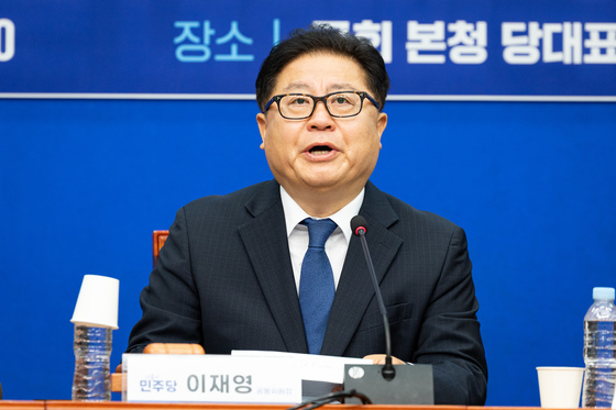 '정청래 때 임명' 이재영 민주연구원장 사의…김민석 체제 2주 만