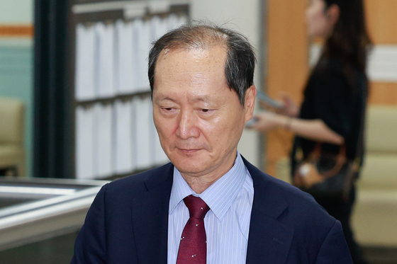 이완규 전 법제처장, '국회 위증 혐의' 1심 선고 공판 출석