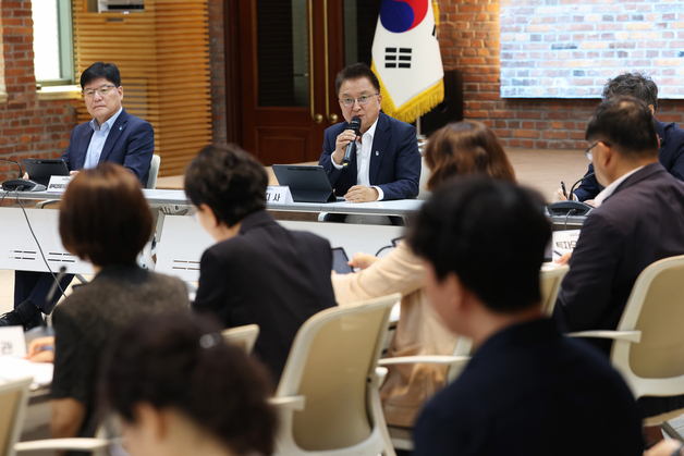 김영환 지사 마지막 간부회의 "지난 4년, 뜻깊고 귀중한 시간"