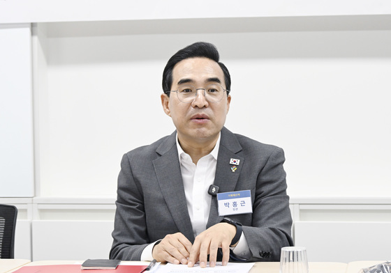 박홍근, 김용범 긴축 발언에 "재정으로 부양할 때 아니란 뜻으로 이해"
