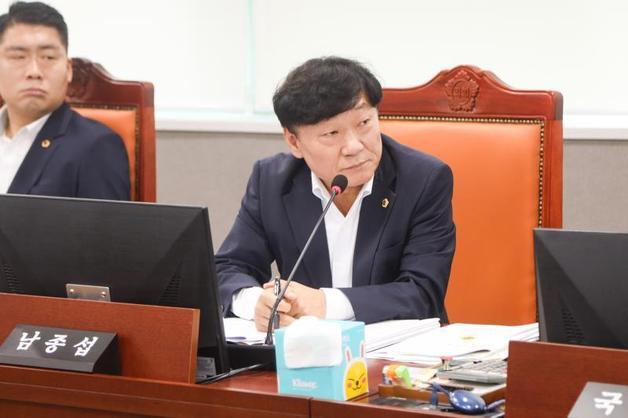 "도민이 체감하는 변화 만들 것"…남종섭, 경기도의회 의장 후보 추대