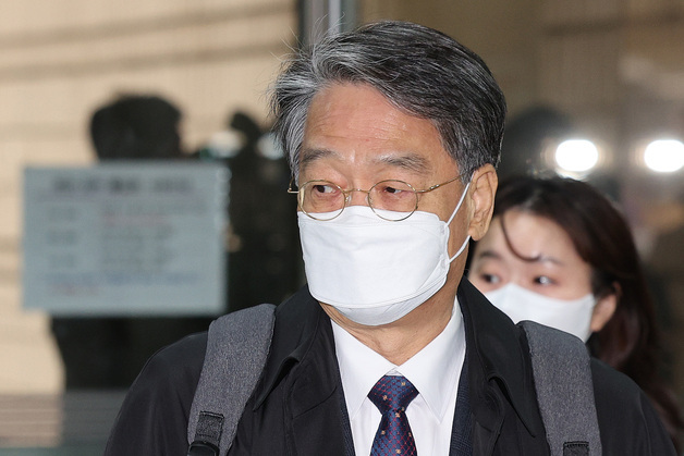 송봉섭 딸 부정 채용 의혹…충북선관위 인사담당 "지시 있었다"