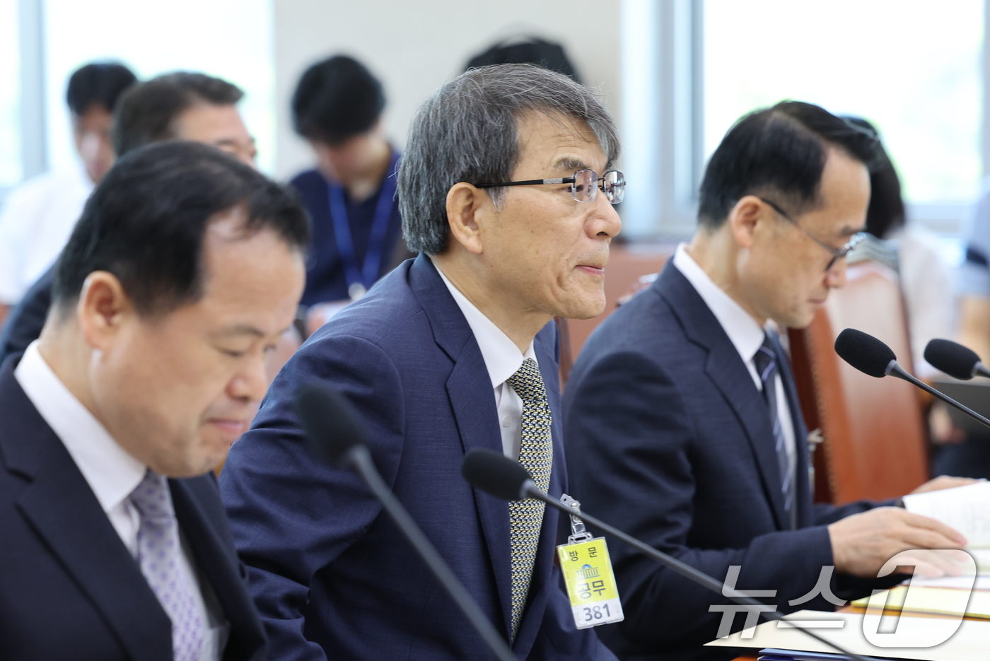 (서울=뉴스1) 신웅수 기자 = 노태악 전 중앙선거관리위원장이 23일 오전 서울 여의도 국회에서 열린 제9회전국동시지방선거투표용지부족 사태 등 국민참정권침해진상규명 및 선거관리개혁 …