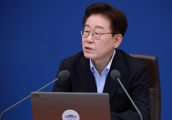 국무회의 발언하는 이재명 대통령