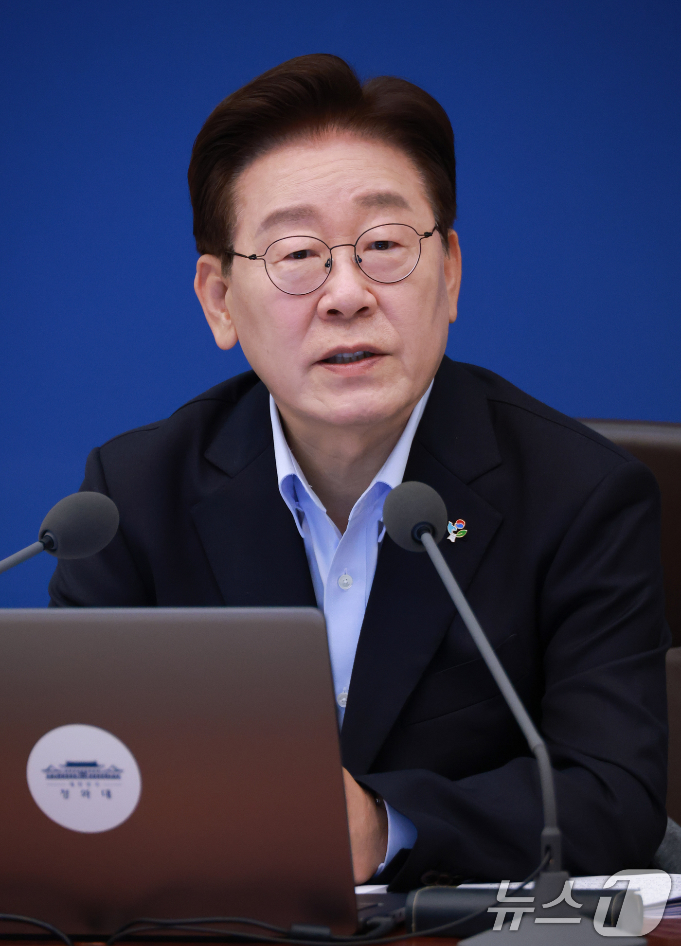 (서울=뉴스1) 허경 기자 = 이재명 대통령이 23일 청와대에서 열린 국무회의 겸 비상경제점검회의에서 발언하고 있다. (청와대통신사진기자단) 2026.6.23/뉴스1