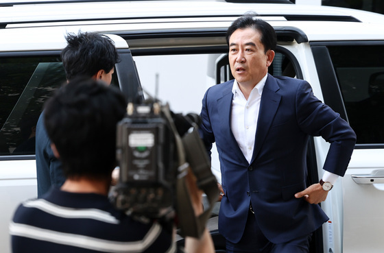 2차 종합특검 피의자 조사 출석하는 윤희근 전 경찰청장