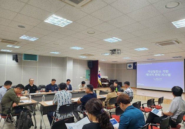 류경완 남해군수 인수위 "농어촌 기본소득 상세 공개" 제안