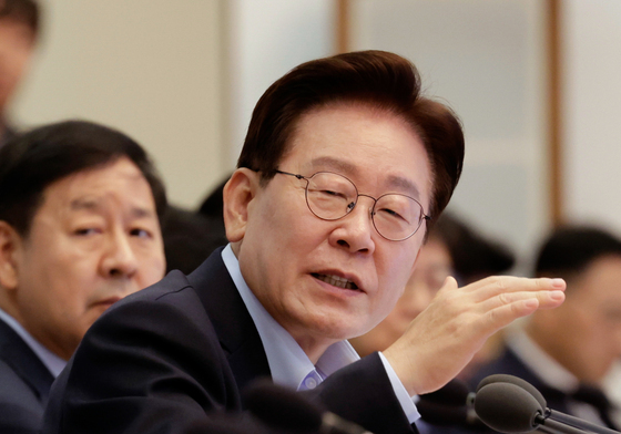 국무회의 주재하는 이재명 대통령