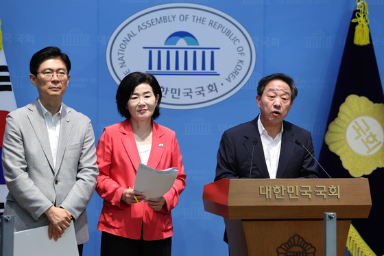 한성숙 인사청문회 관련 기자회견하는 강승규 의원