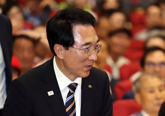 JP 추도식 찾은 박수현 충남도지사 당선인
