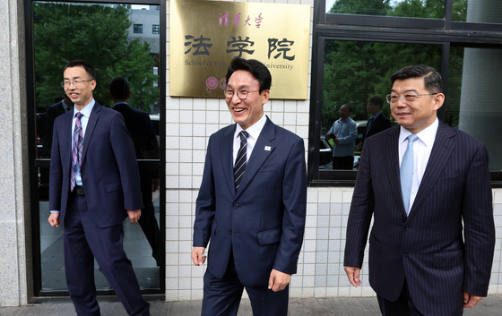 中 칭화대학교 방문한 김민석 총리